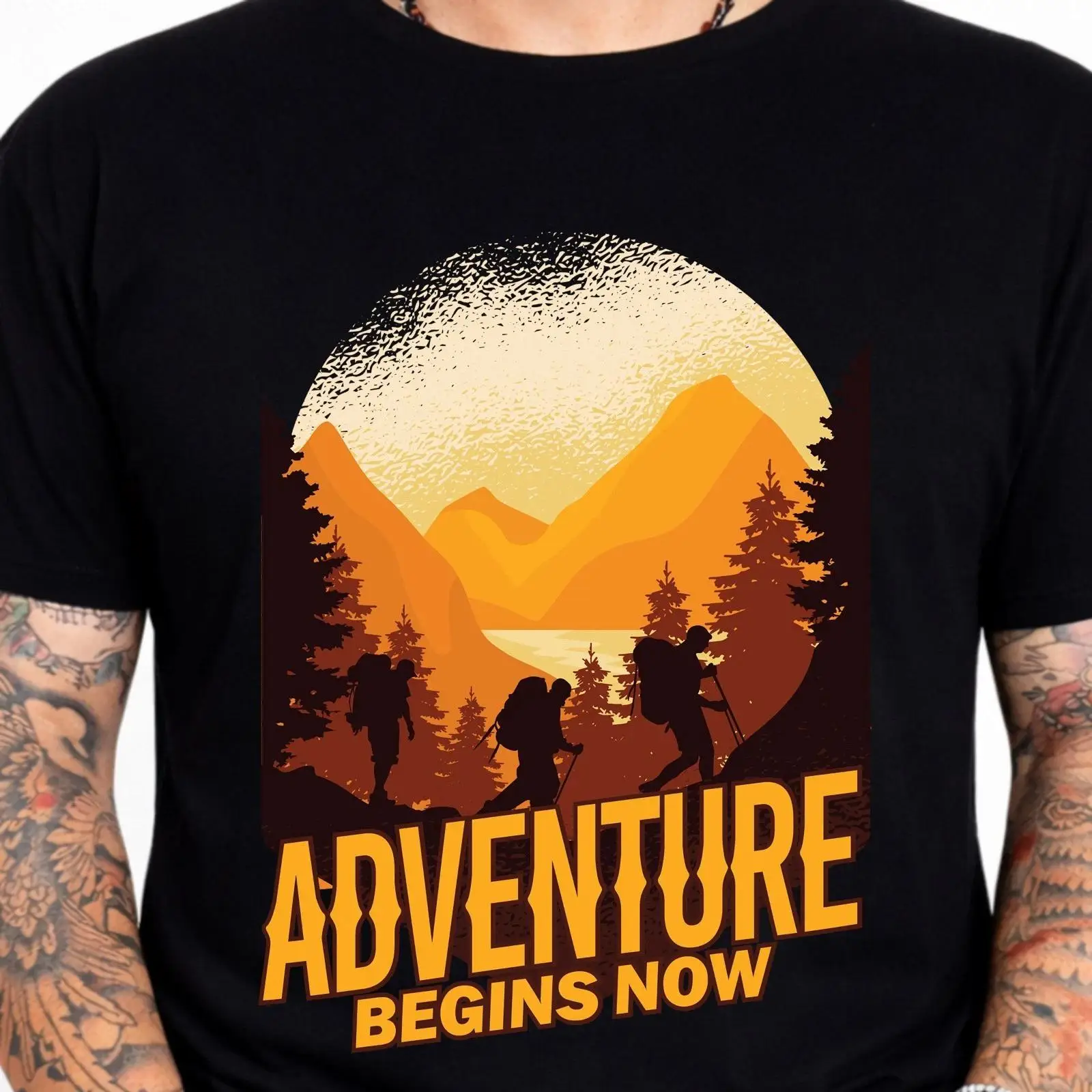 การผจญภัยเริ่มต้นแล้ว เสื้อยืด - Outdoor Adventure Images บทวิจารณ์และราคา